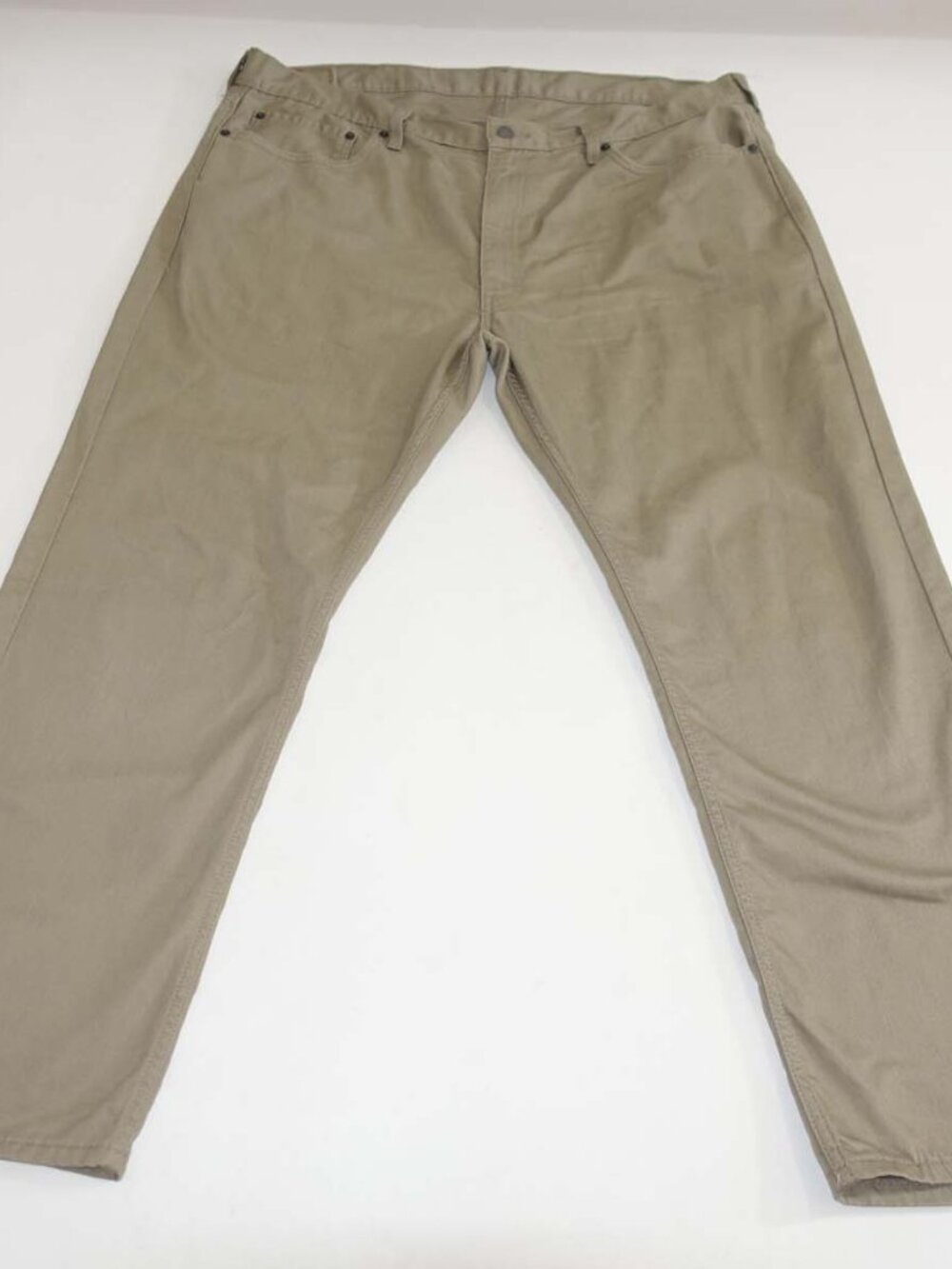 Levi's Men's 559 Relaxed Straight Leg Jeans Size 40 x 30 Tan Beige Mid Rise EUC